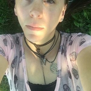 Meet your Posher, Crystal